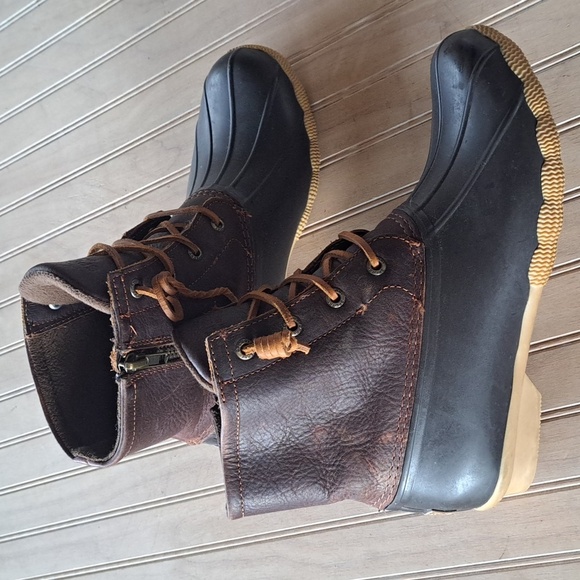 Sperry Top Sider Women's Size 7 M Rubber Leather Saltwater Duck Rain Ankle Boots - Picture 1 of 14